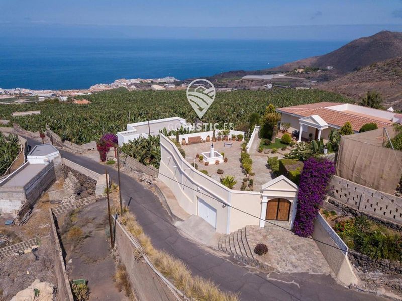 Detached Villa for sale Guia De Isora, Santa Cruz Tenerife. Ref: 1030. GoRustic