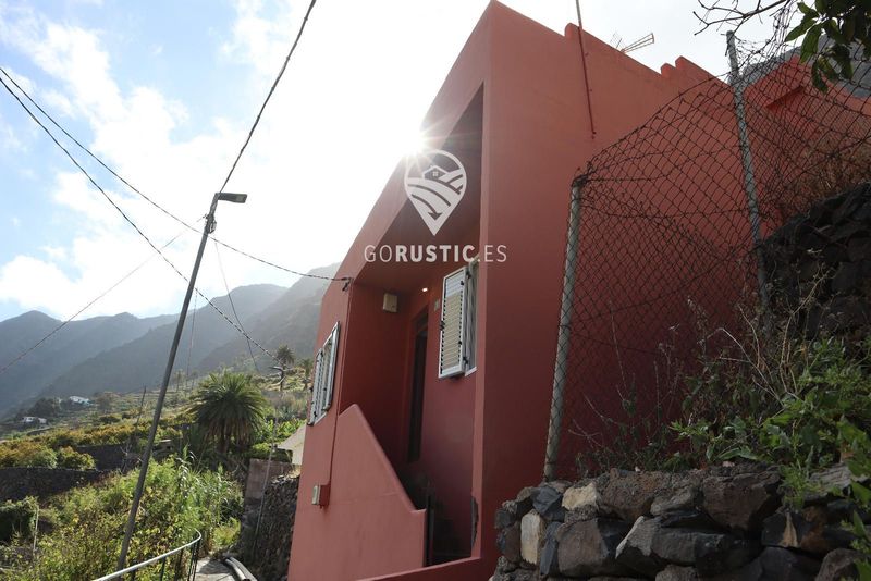 House for sale Hermigua, Santa Cruz Tenerife. Ref: 1055. GoRustic