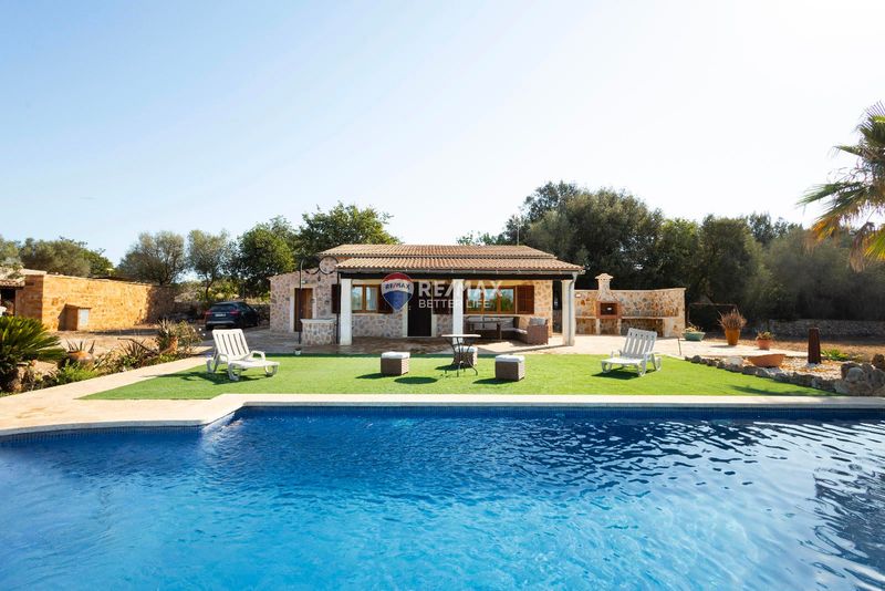 Chalet Independiente en alquiler Santa Margalida, Baleares. Ref: 1835. REMAX Better Life