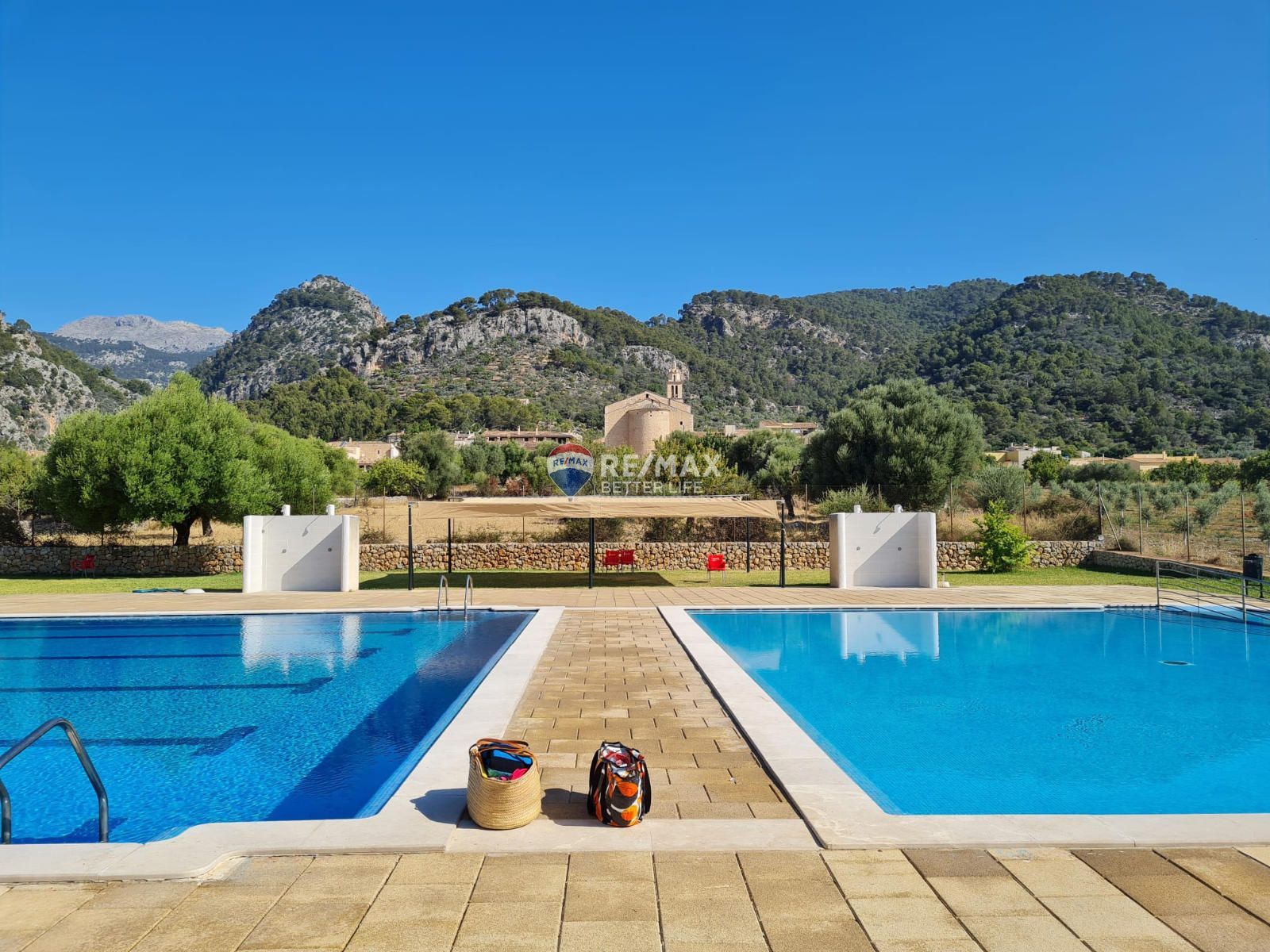 Piscina municipal Caimari