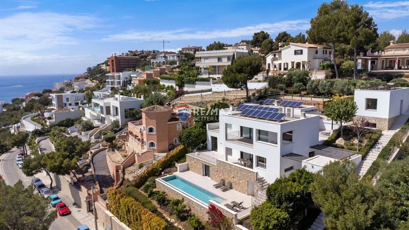 Chalet Independiente en venta Calvià, Baleares. Ref: 2027. REMAX Better Life