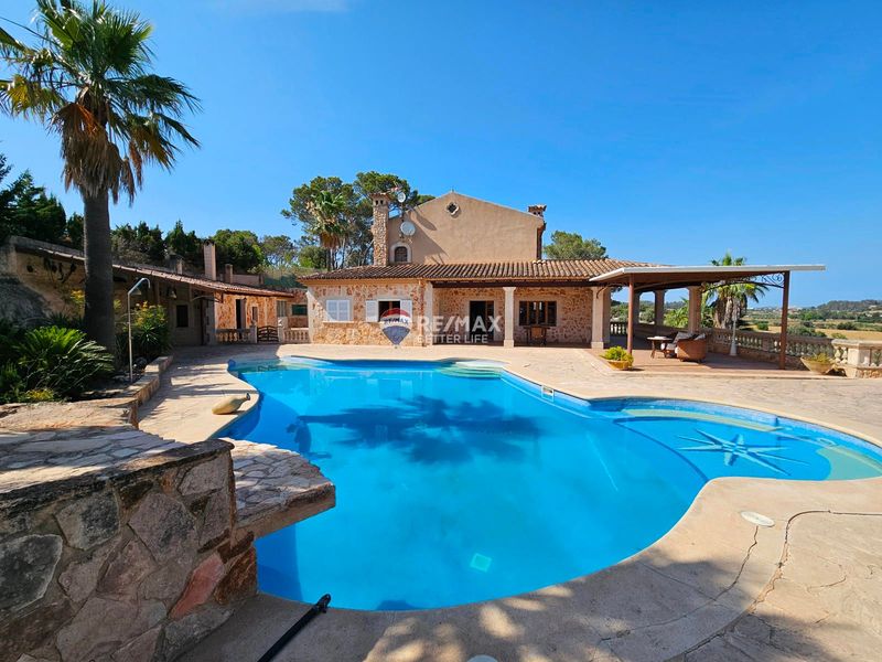 Chalet Independiente en venta Lloret De Vistalegre, Baleares. Ref: 2134. REMAX Better Life