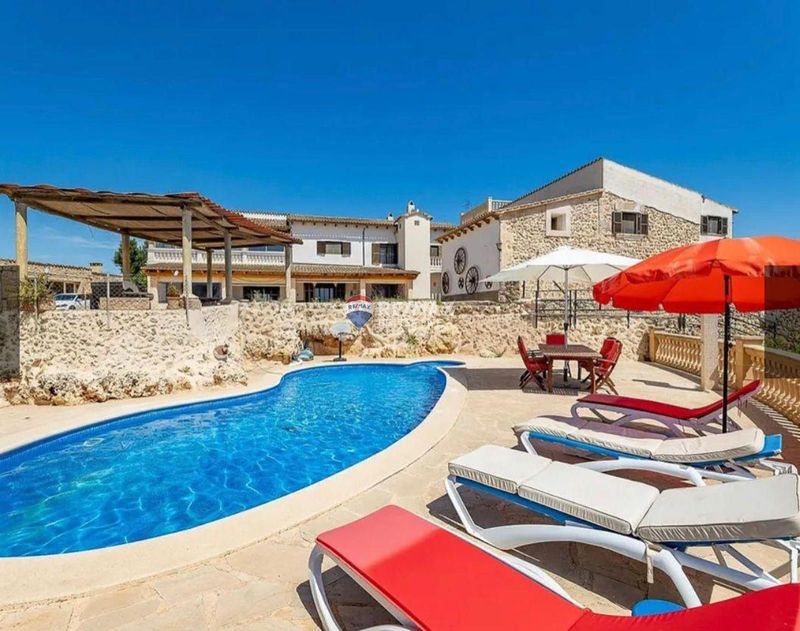 Chalet Independiente en venta Lloret De Vistalegre, Baleares. Ref: 2220. REMAX Better Life