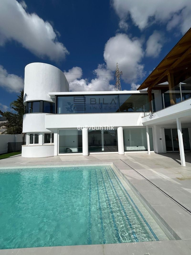 Chalet Independiente en venta Benalmádena, Málaga. Ref: 10401. Bila Invest