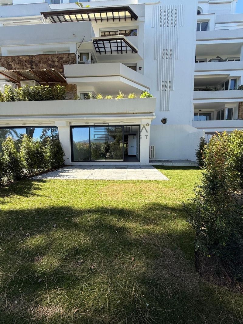 Piso en venta Marbella, Málaga. Ref: 10799. Bila Invest