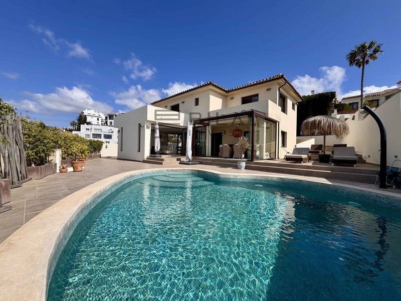 Chalet Independiente en venta Mijas, Málaga. Ref: 11406. Bila Invest