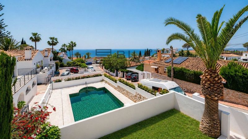 Chalet Independiente en venta Benalmádena, Málaga. Ref: 12141. Bila Invest