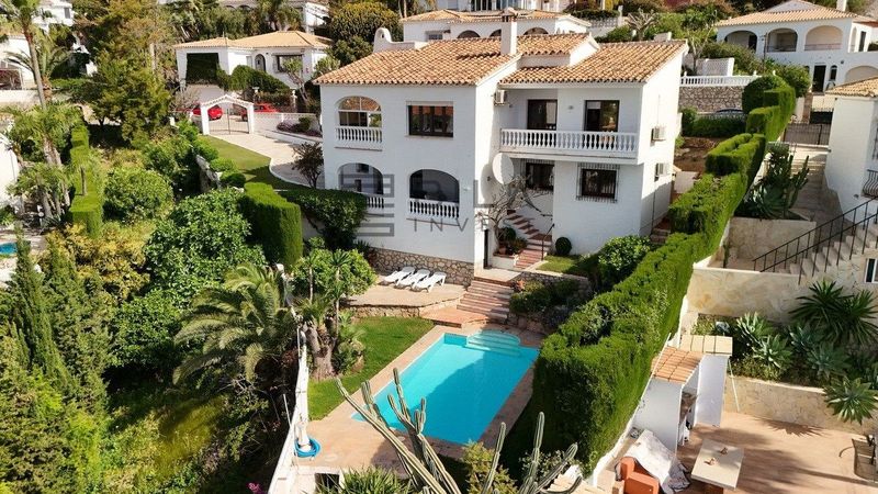 Chalet Independiente en venta Benalmádena, Málaga. Ref: 12213. Bila Invest