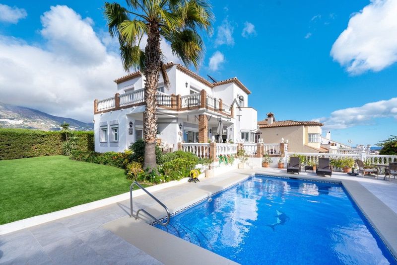 Chalet Independiente en venta Mijas, Málaga. Ref: 12700. Bila Invest