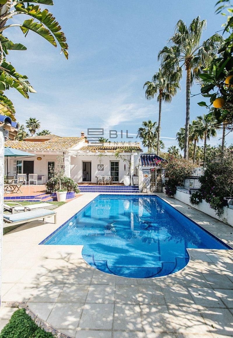 Chalet Independiente en venta Marbella, Málaga. Ref: 12945. Bila Invest