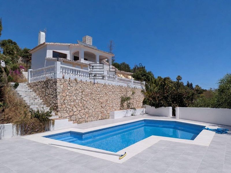 Chalet Independiente en venta Benalmádena, Málaga. Ref: 13113. Bila Invest