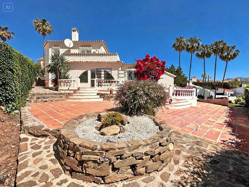 Chalet Independiente en venta Mijas, Málaga. Ref: 13137. Bila Invest