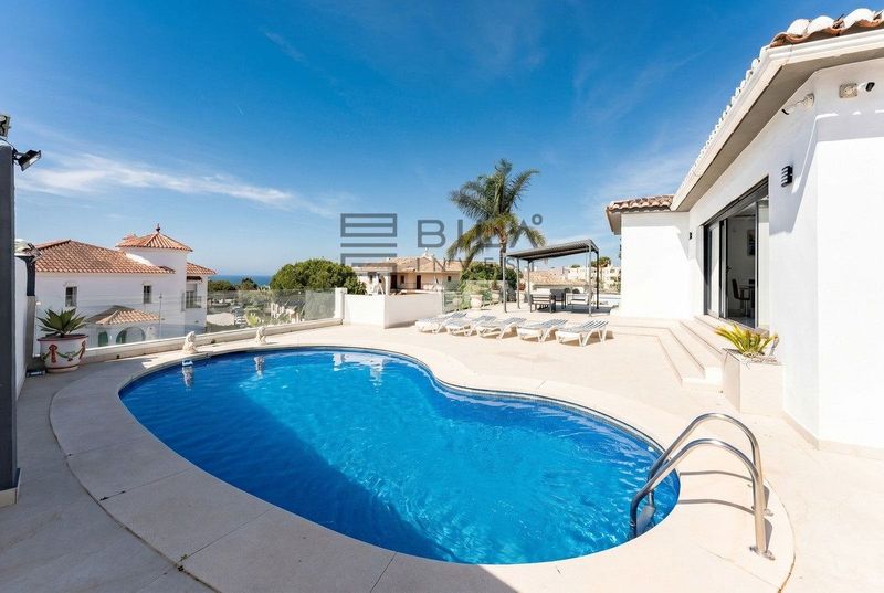 Chalet Independiente en venta Mijas, Málaga. Ref: 13249. Bila Invest