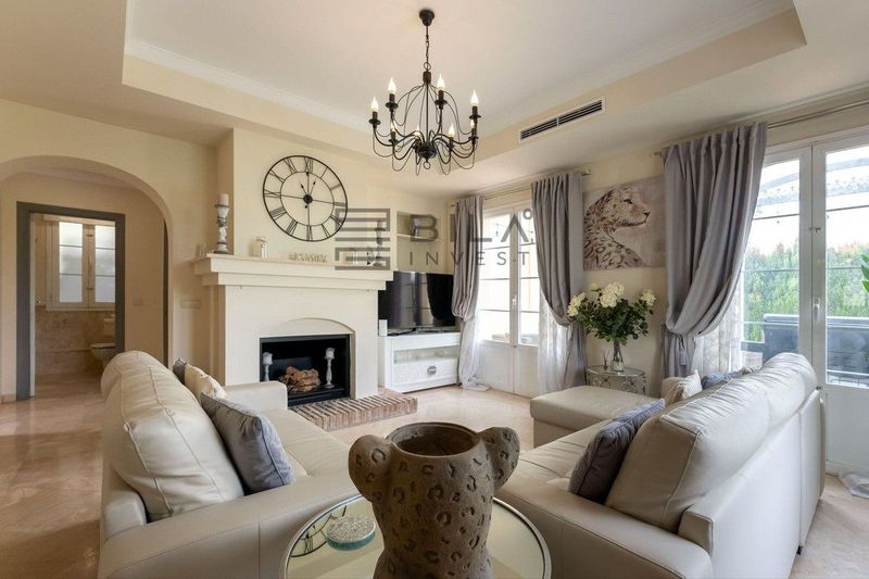 Chalet Independiente en venta Mijas, Málaga. Ref: 13296. Bila Invest
