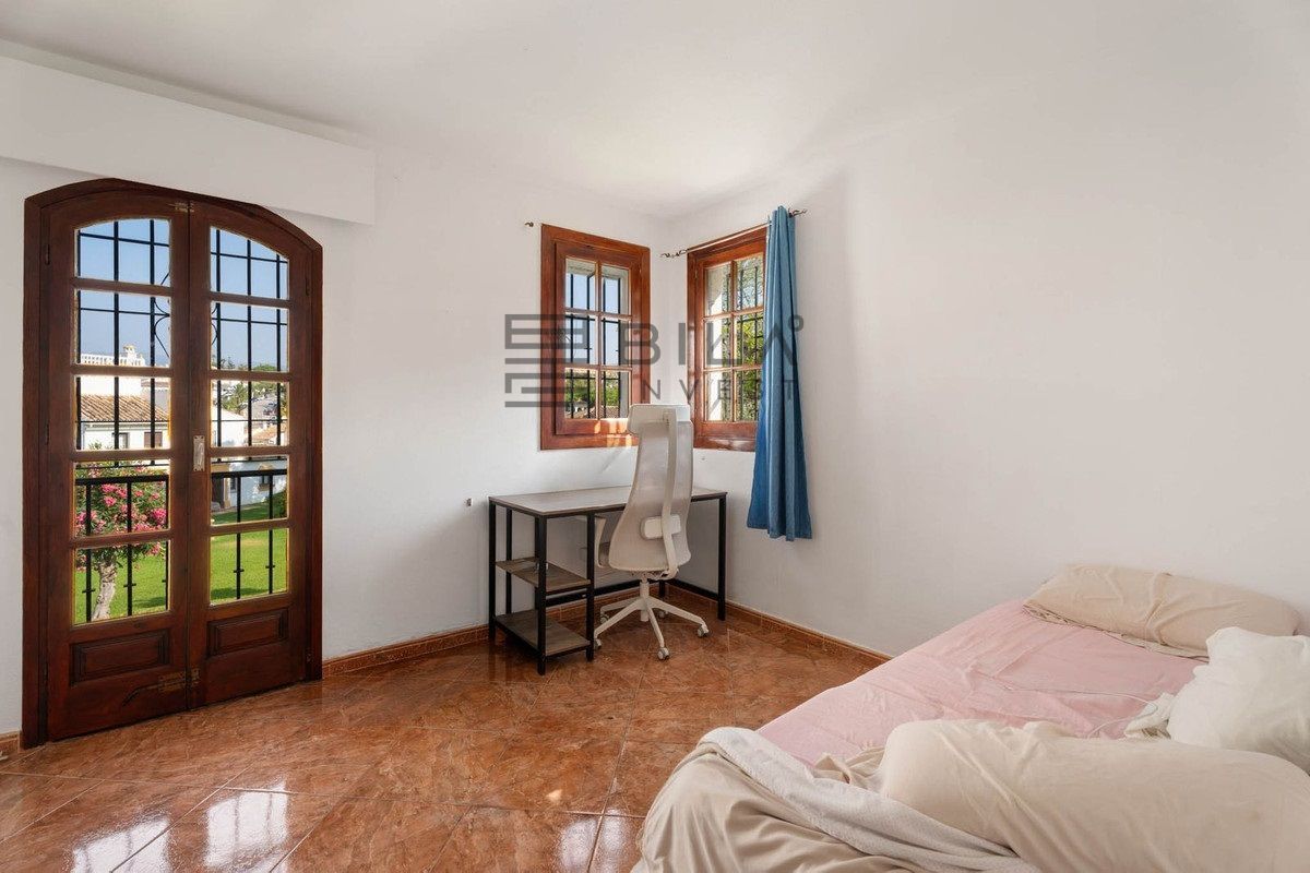  Adosado en venta en Urb.Parque Elviria de Elviria en Marbella - Foto 21