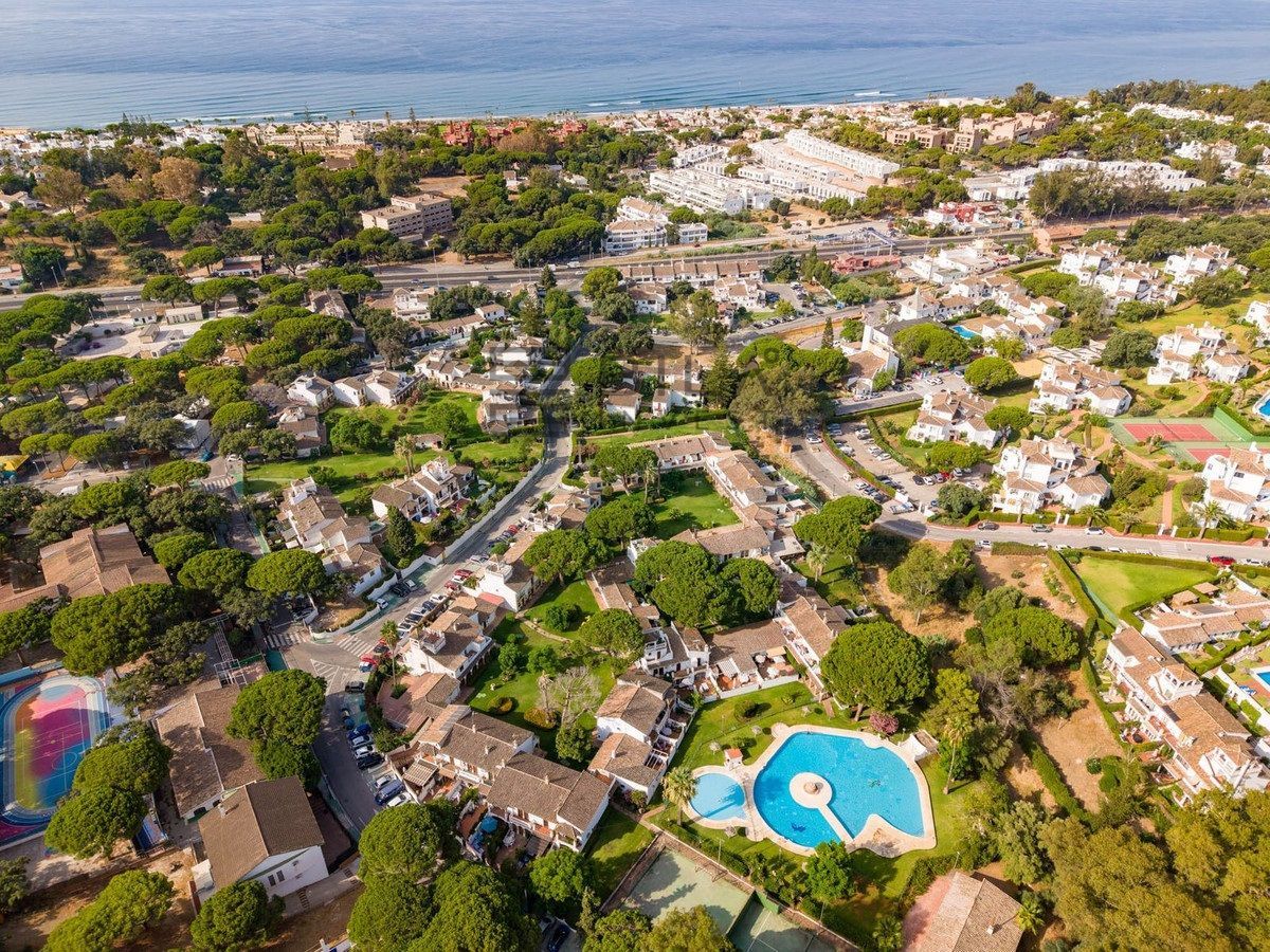  Adosado en venta en Urb.Parque Elviria de Elviria en Marbella - Foto 25