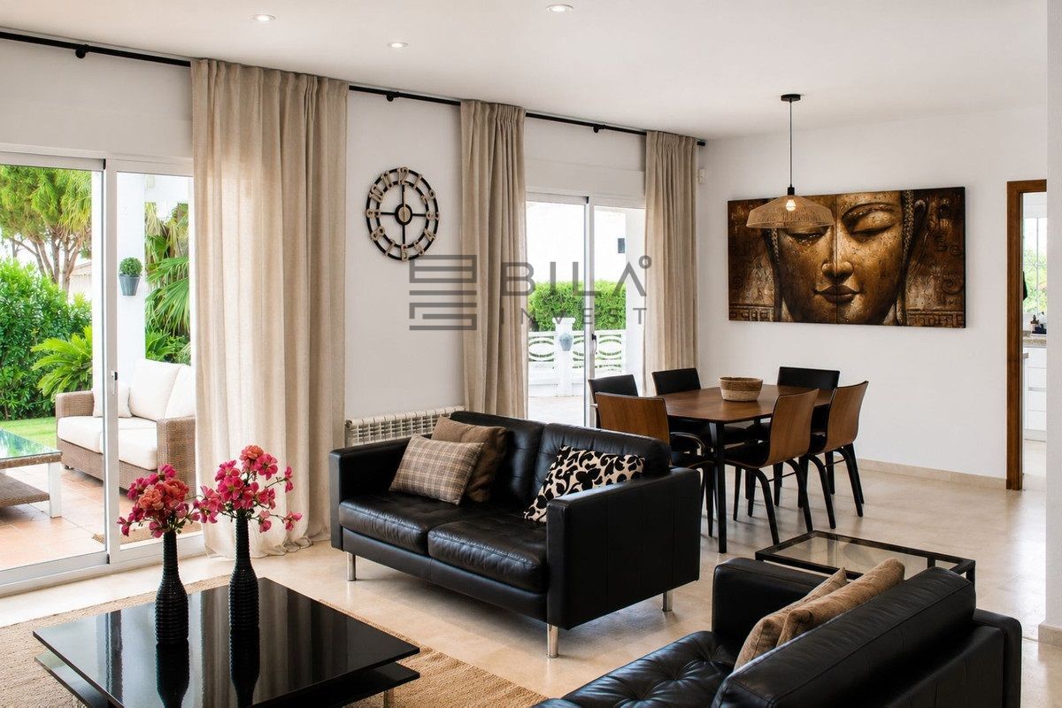Chalet Independiente en venta en Marbella, Málaga (Las Chapas) - Foto 2