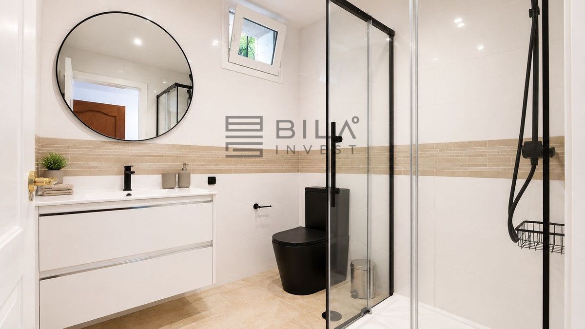 Chalet Independiente en venta en Marbella, Málaga (Las Chapas) - Foto 9