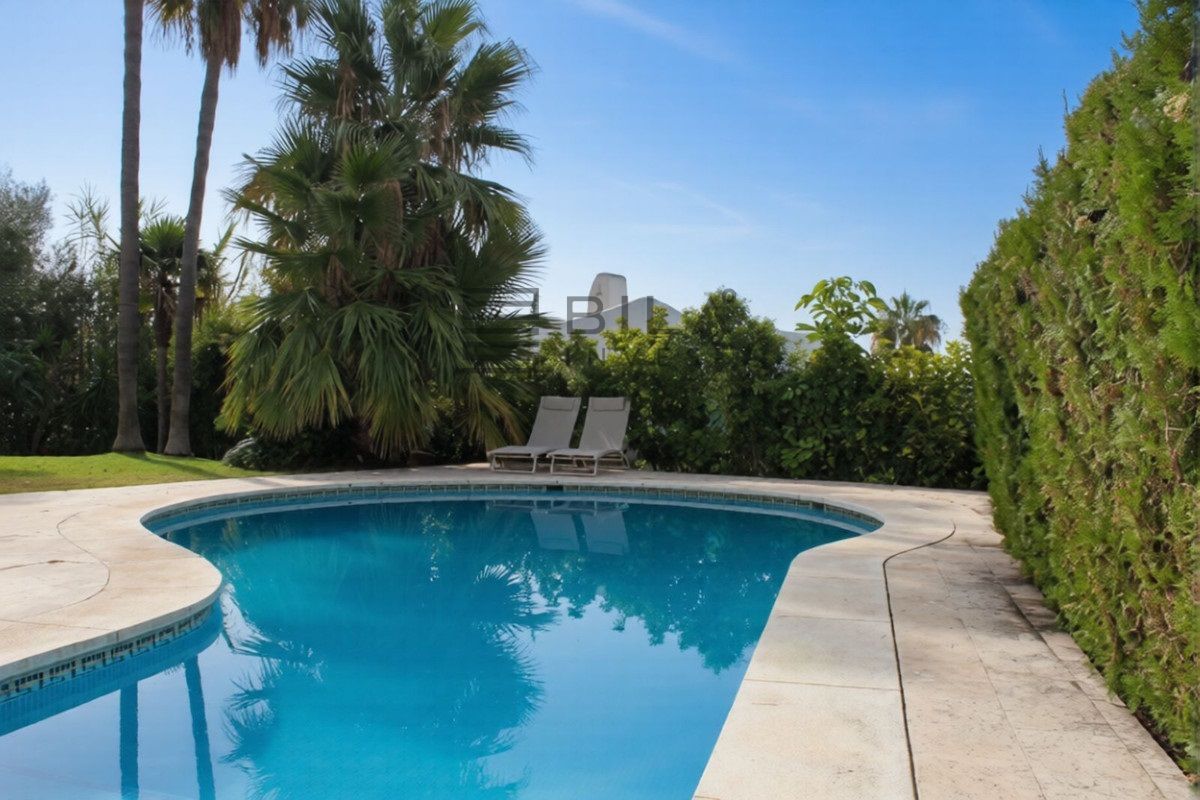 Chalet Independiente en venta en Marbella, Málaga (Las Chapas) - Foto 15