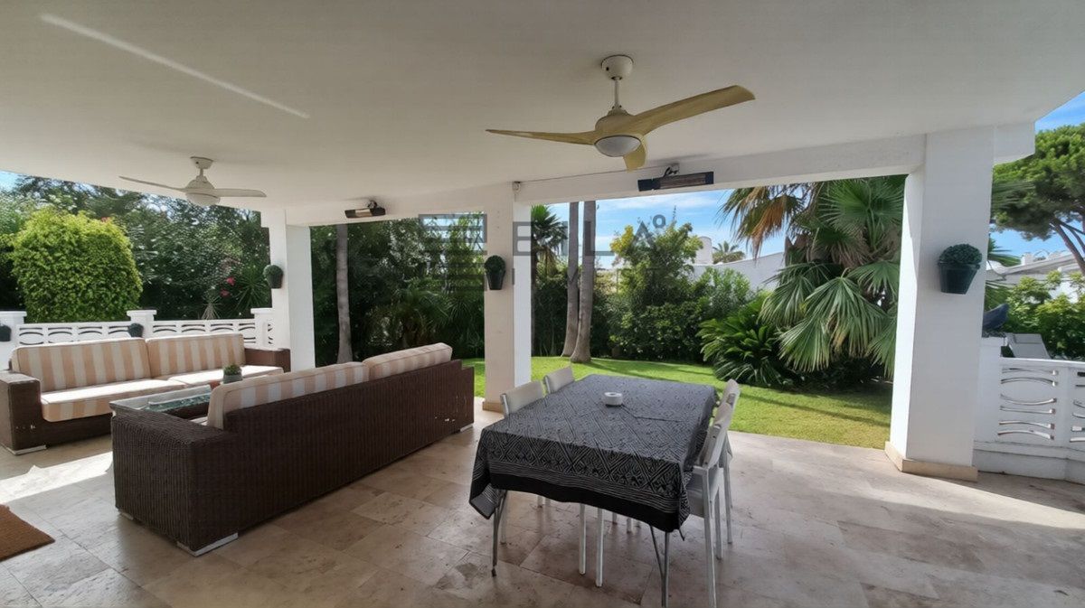 Chalet Independiente en venta en Marbella, Málaga (Las Chapas) - Foto 17