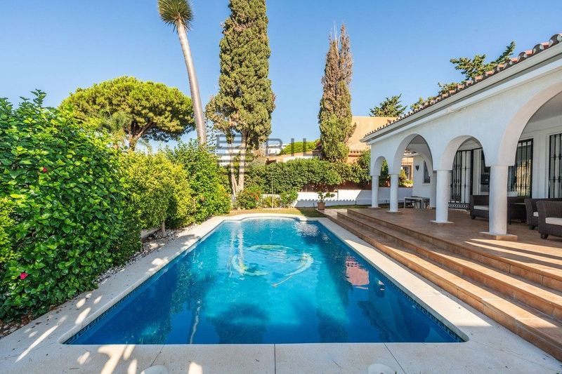 Chalet Independiente en venta Marbella, Málaga. Ref: 14052. Bila Invest