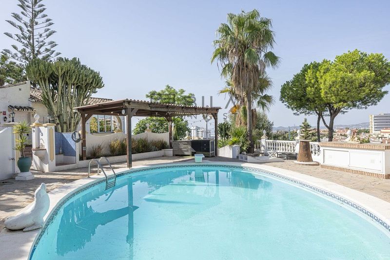 Chalet Independiente en venta Fuengirola, Málaga. Ref: 14297. Bila Invest