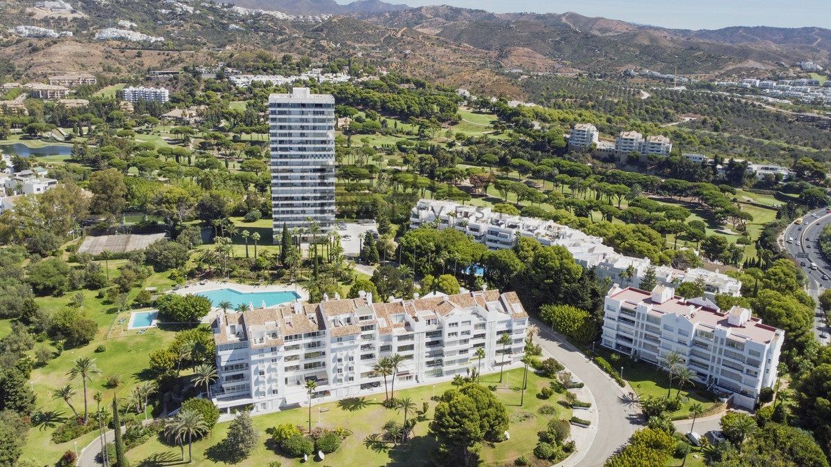 Piso en venta en Marbella, Málaga - Foto 1
