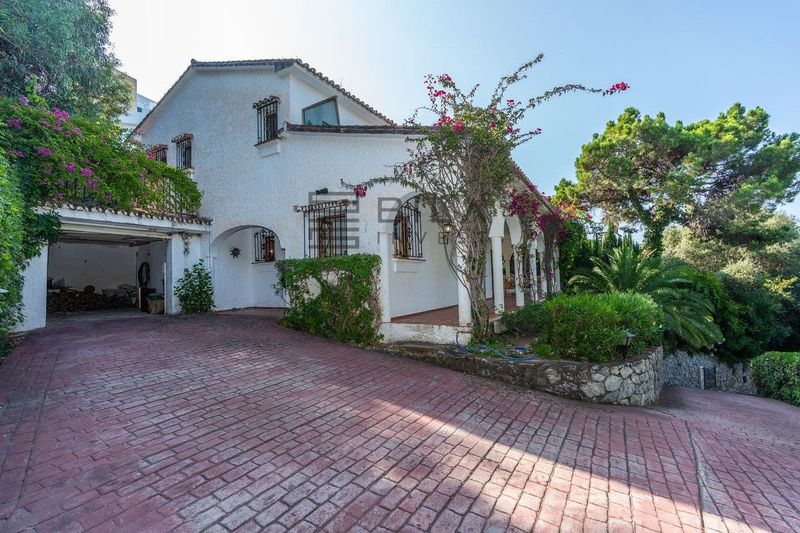 Chalet Independiente en venta Marbella, Málaga. Ref: 14382. Bila Invest