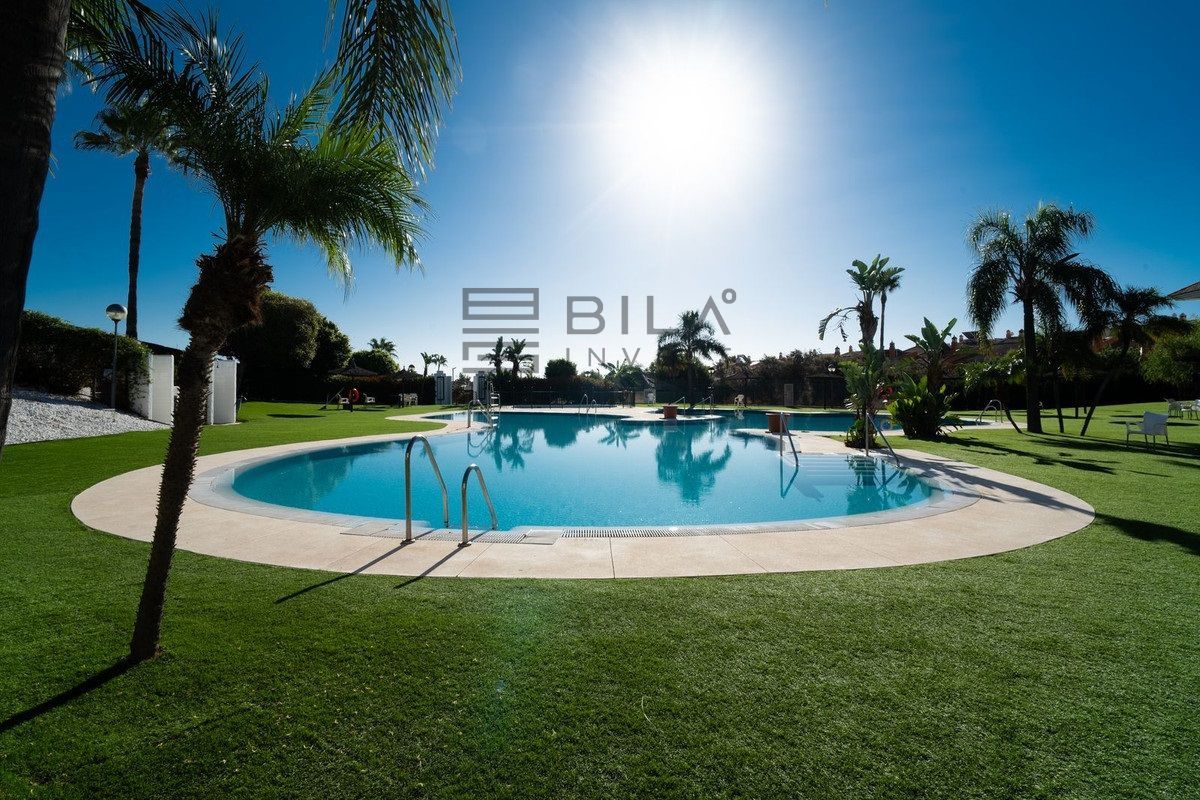 Ático en venta en Urb.Vista Hermosa en Torrequebrada, Benalmádena Costa - Foto 2