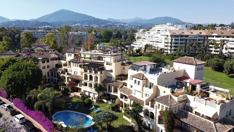 Ático en venta Marbella, Málaga. Ref: 1791. Bila Invest