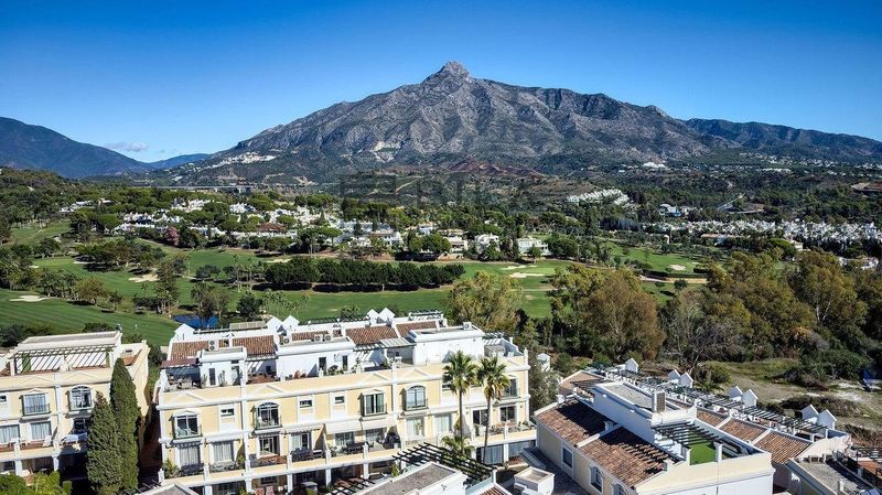 Ático en venta Marbella, Málaga. Ref: 3131. Bila Invest