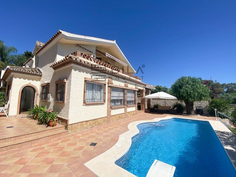 Chalet Independiente en venta Marbella, Málaga. Ref: 5457. Bila Invest
