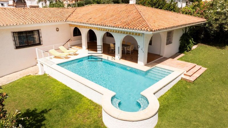 Chalet Independiente en venta Marbella, Málaga. Ref: 6854. Bila Invest