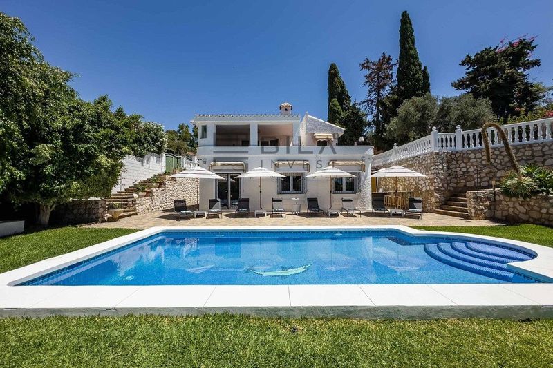 Chalet Independiente en venta Benalmádena, Málaga. Ref: 7983. Bila Invest