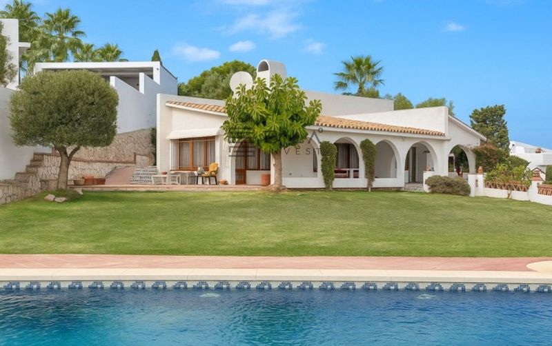 Chalet Independiente en venta Mijas, Málaga. Ref: 8432. Bila Invest