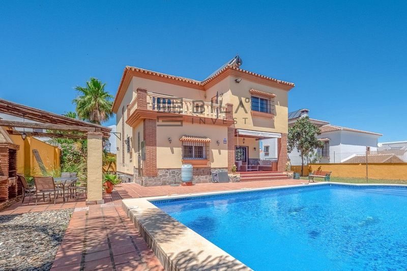 Chalet Independiente en venta Alhaurin El Grande, Málaga. Ref: 8531. Bila Invest