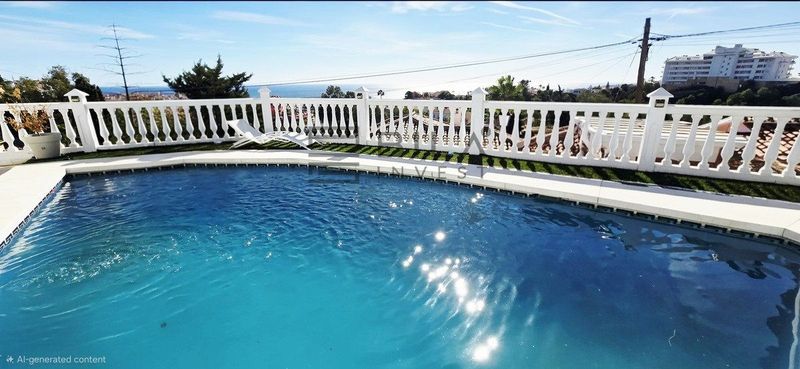 Chalet Independiente en venta Fuengirola, Málaga. Ref: 8618. Bila Invest