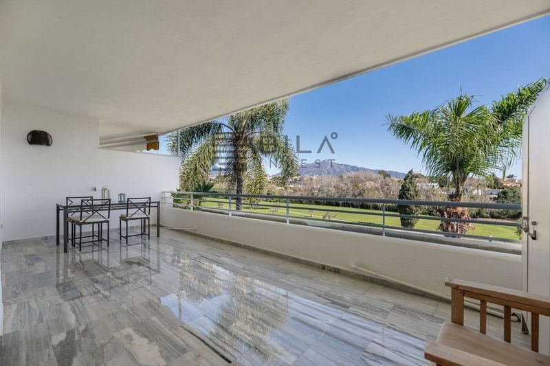 Piso en venta Marbella, Málaga. Ref: 8689. Bila Invest