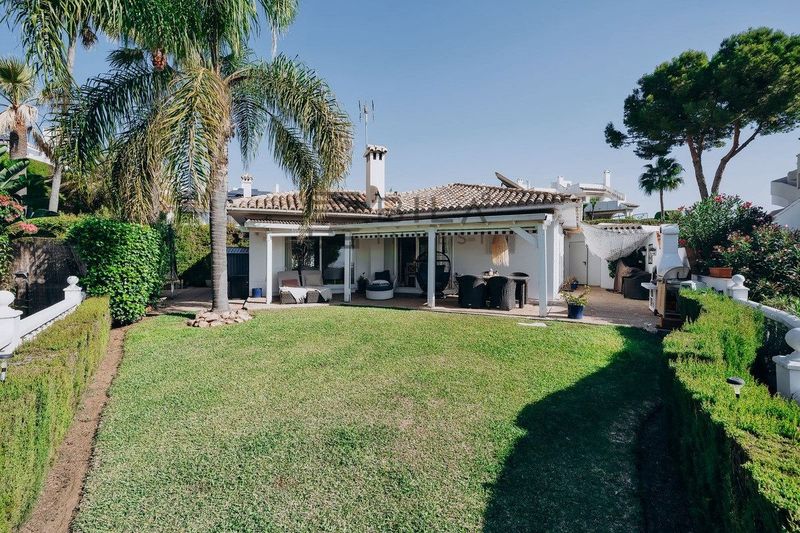 Chalet Independiente en venta Mijas, Málaga. Ref: 8732. Bila Invest