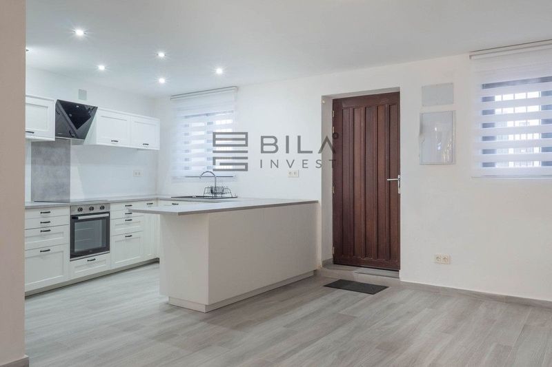 Casa en venta Alhaurin El Grande, Málaga. Ref: 8947. Bila Invest