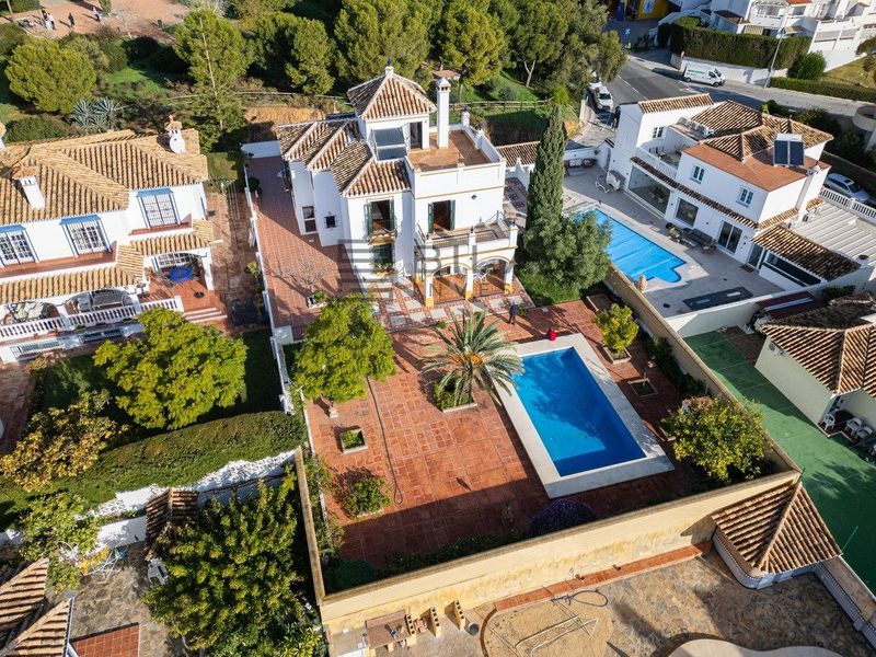Chalet Independiente en venta Benalmádena, Málaga. Ref: 9222. Bila Invest