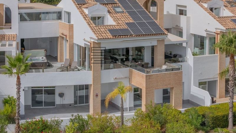 Chalet Independiente en venta Benalmádena, Málaga. Ref: 9356. Bila Invest