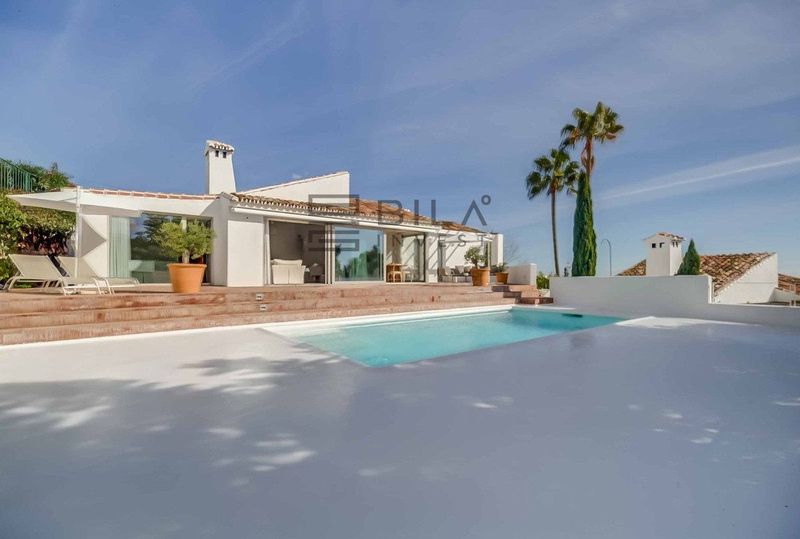 Chalet Independiente en venta Benalmádena, Málaga. Ref: 9360. Bila Invest