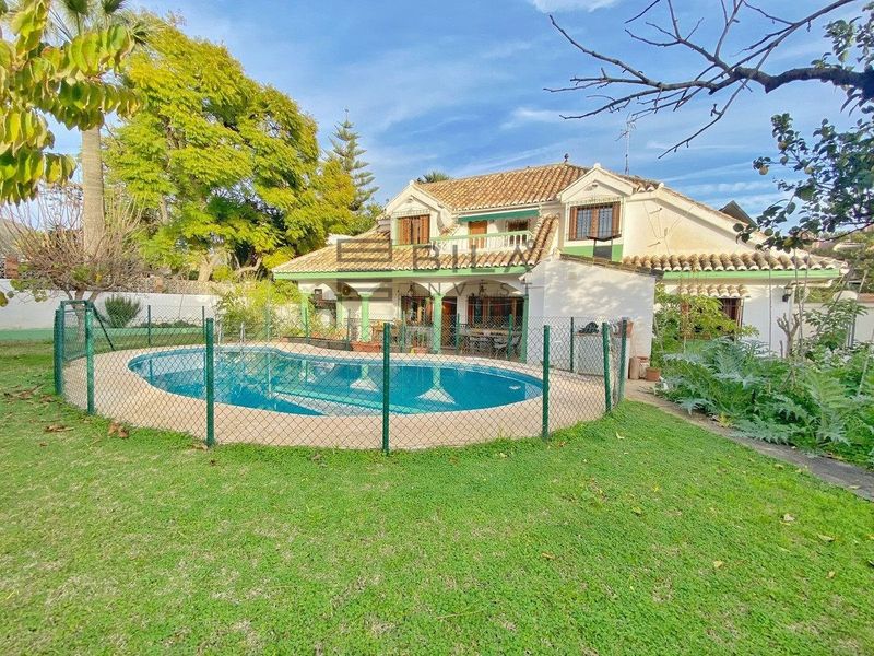 Chalet Independiente en venta Marbella, Málaga. Ref: 9383. Bila Invest