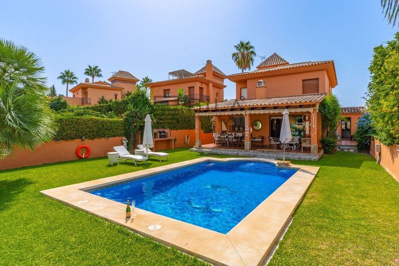 Chalet Independiente en venta Mijas, Málaga. Ref: 9402. Bila Invest