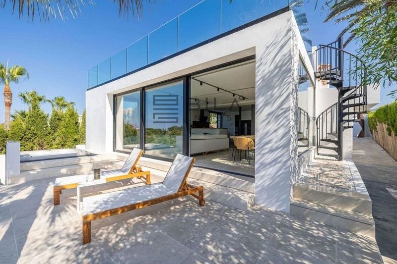 Chalet Independiente en venta Mijas, Málaga. Ref: 9896. Bila Invest