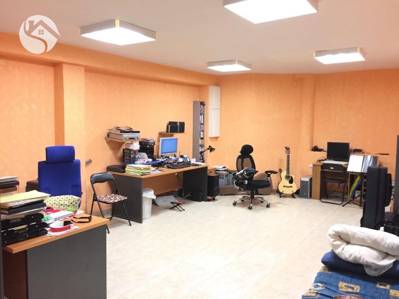 Local Comercial en venta y alquiler Cuenca. Ref: 3383. Inmobiliaria Cuenca