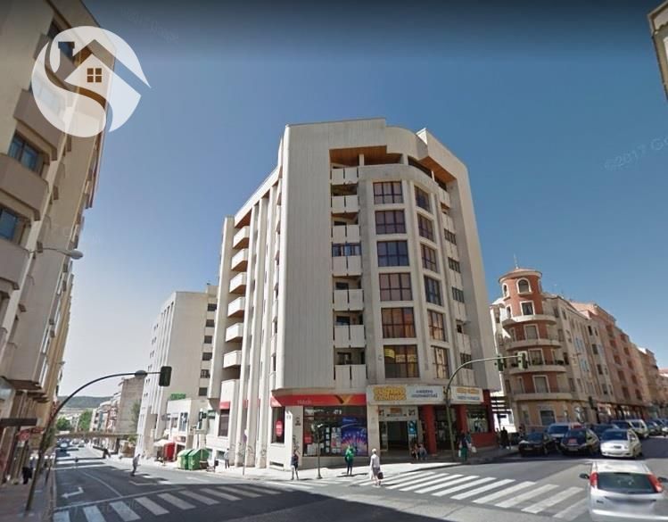 Local Comercial en venta y alquiler Cuenca. Ref: 3579. Inmobiliaria Cuenca