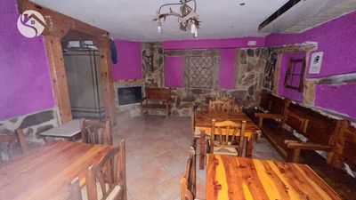 Local Comercial en venta y alquiler Cuenca. Ref: 5717. Inmobiliaria Cuenca