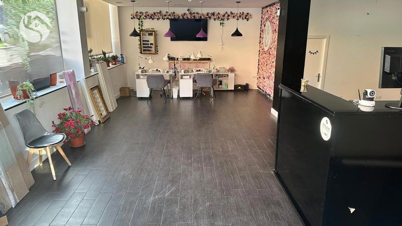 Local Comercial en venta Cuenca. Ref: 5915. Inmobiliaria Cuenca